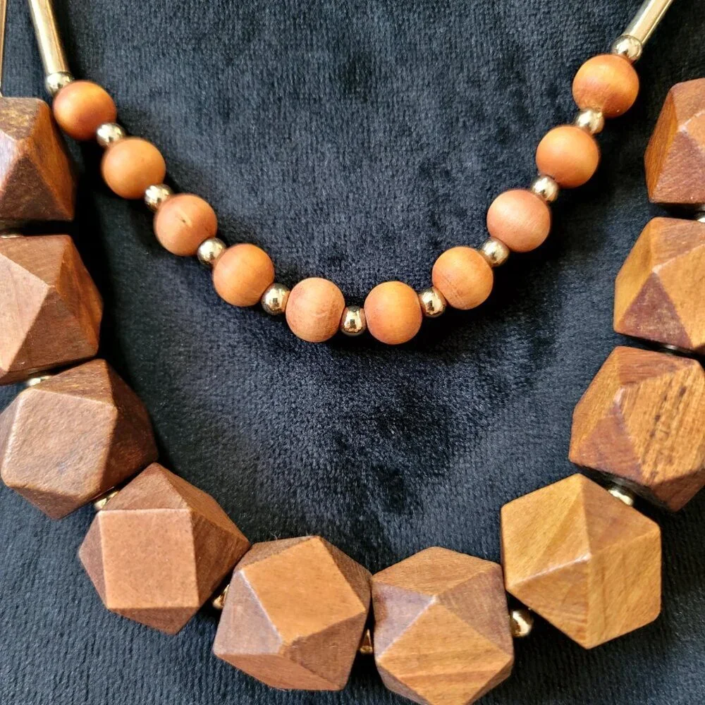 VTG Womens Brown Wood Bead Geometric Cut Chunky Boho Necklace with Lobster Clasp - Picture 3 of 6